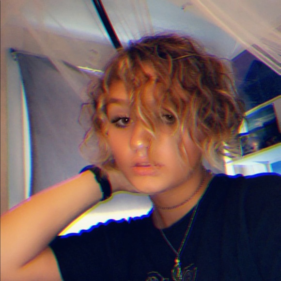 Meet your Posher, Riley - Picture 1 of 1